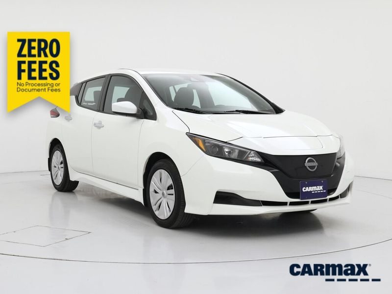 2025 Nissan LEAF — a typically priced live listing