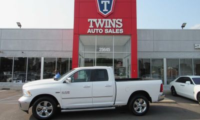2017 Ram 1500 SLT