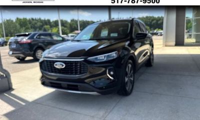 2023 Ford Escape Platinum