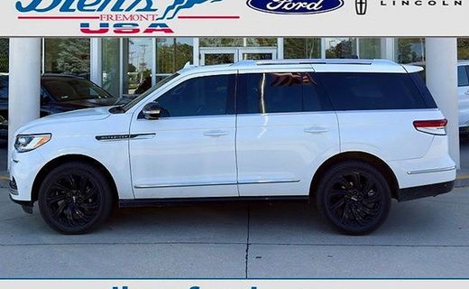 2023 Lincoln Navigator Reserve