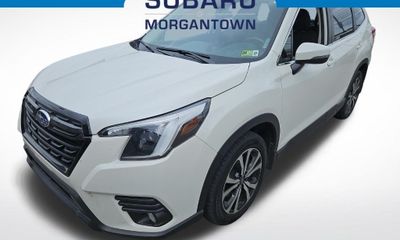 2023 Subaru Forester Limited ES Navi