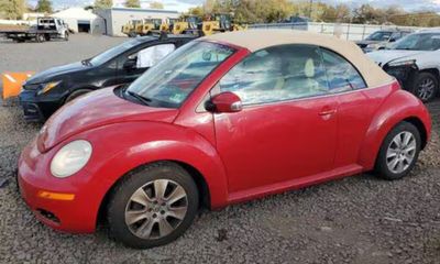 2010 Volkswagen Beetle 25L Pzev