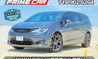 2019 Chrysler Pacifica Touring Plus