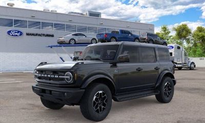 2026 Ford Bronco Outer Banks 4