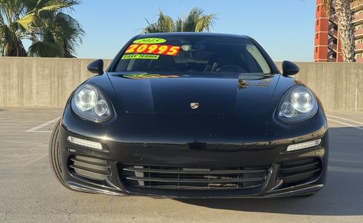 2015 Porsche Panamera