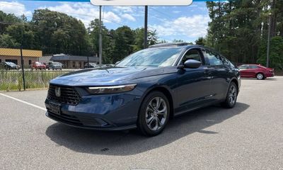 2024 Honda Accord EX W OUT