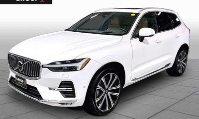 2023 Volvo XC60 Ultimate Bright