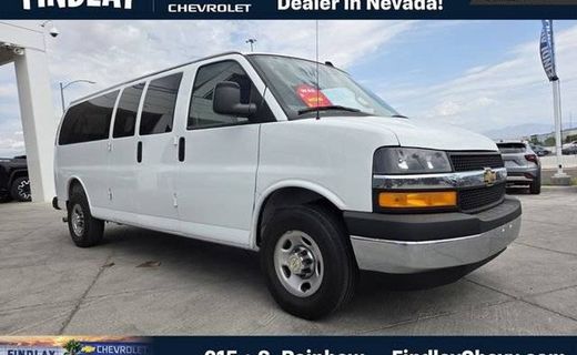2025 Chevrolet Express LT EXT
