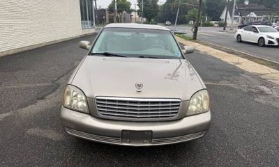 2004 Cadillac Deville Sedan