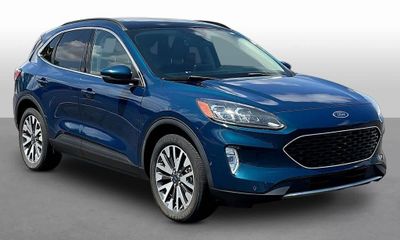 2020 Ford Escape Titanium Fhev