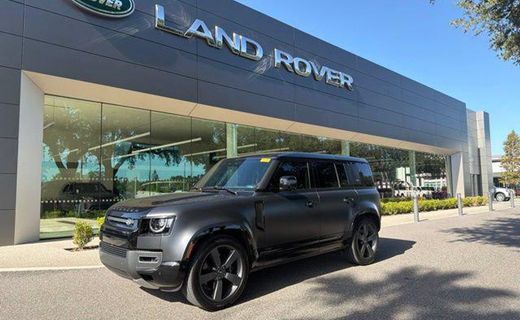 2024 Land Rover Defender 110 Carpathian Edition