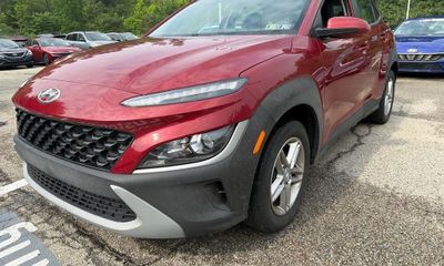 2023 Hyundai Kona SE