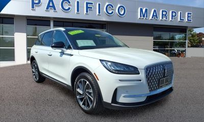 2024 Lincoln Corsair Standard