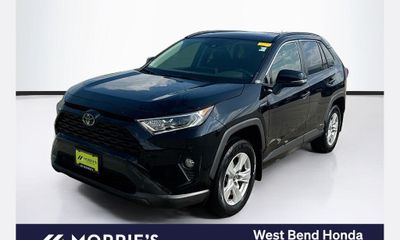 2019 Toyota RAV4 XLE HV XSE