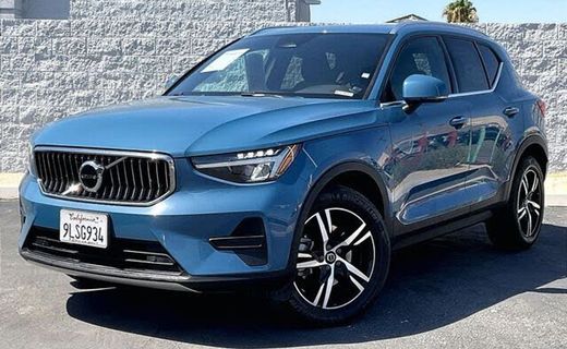 2024 Volvo XC40