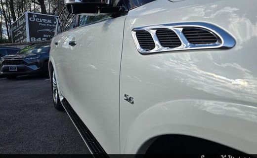 2017 Infiniti QX80