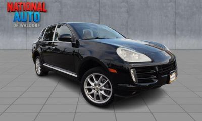 2010 Porsche Cayenne Base