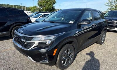 2025 Kia Seltos LX