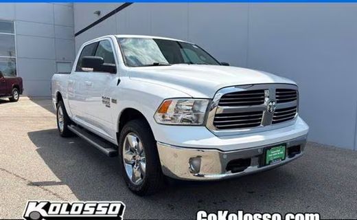 2019 Ram 1500 SLT