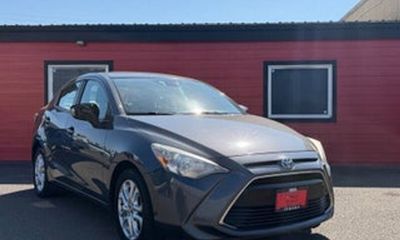 2018 Toyota Yaris IA Base