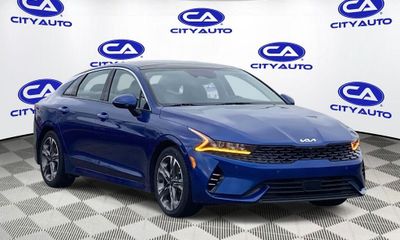 2024 Kia K5 EX