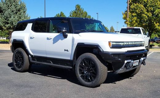2026 GMC Hummer EV SUV 2X