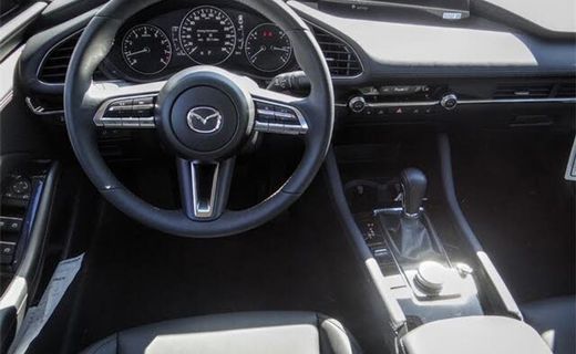 2022 Mazda MAZDA3 Preferred Package