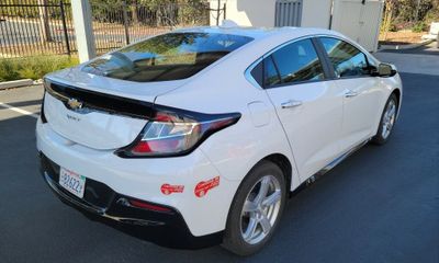 2018 Chevrolet Volt LT