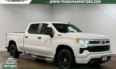 2023 Chevrolet Silverado RST