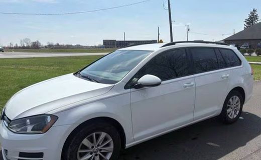 2016 Volkswagen Golf Sportwagen