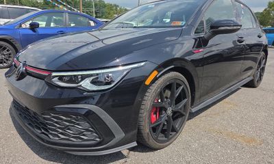 2024 Volkswagen Golf GTI 380 Autobahn