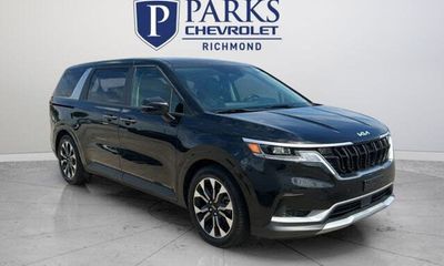 2024 Kia Carnival EX