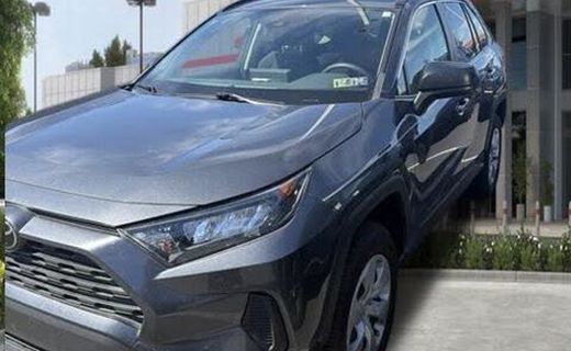 2020 Toyota RAV4 LE