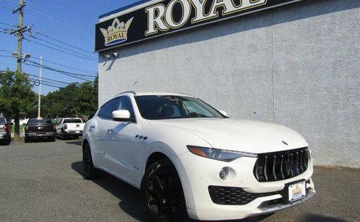 2018 Maserati Levante Luxury