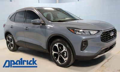 2025 Ford Escape ST Line Select