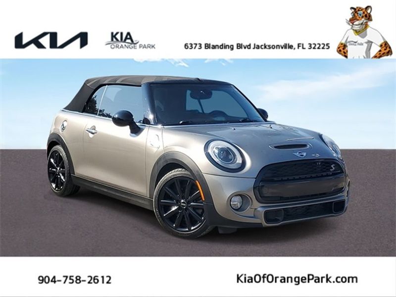 2017 Mini Cooper Convertible — a typically priced live listing