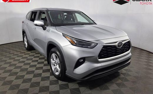 2024 Toyota Highlander XLE