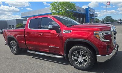 2022 GMC Sierra Limited SLE