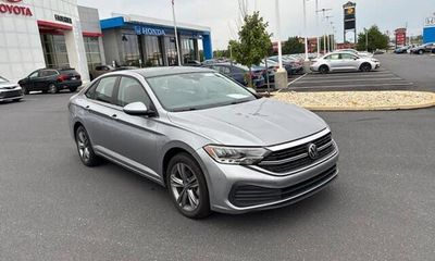 2024 Volkswagen Jetta SE AQ301 Trans