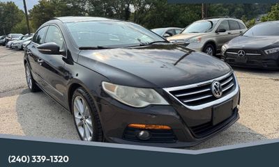 2010 Volkswagen Passat Luxury
