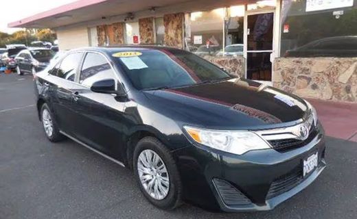 2013 Toyota Camry LE