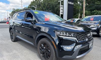 2023 Kia Sorento S