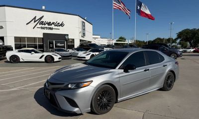2019 Toyota Camry L LE SE