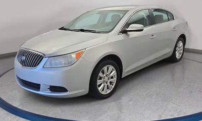 2013 Buick Lacrosse Base