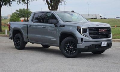 2026 GMC Sierra Elevation
