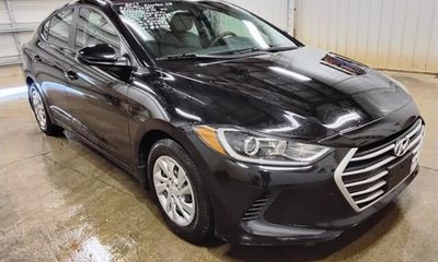 2017 Hyundai Elantra SE Base