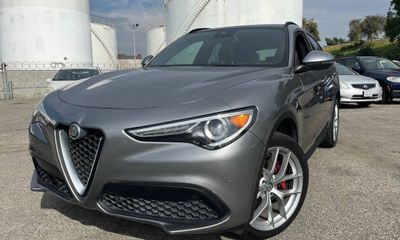 2018 Alfa Romeo Stelvio TI Sport