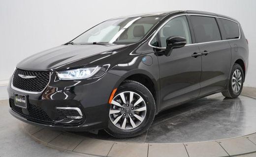 2024 Chrysler Pacifica Select