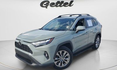 2022 Toyota RAV4 XLE Premium