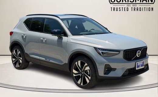 2026 Volvo XC40 Plus Dark
